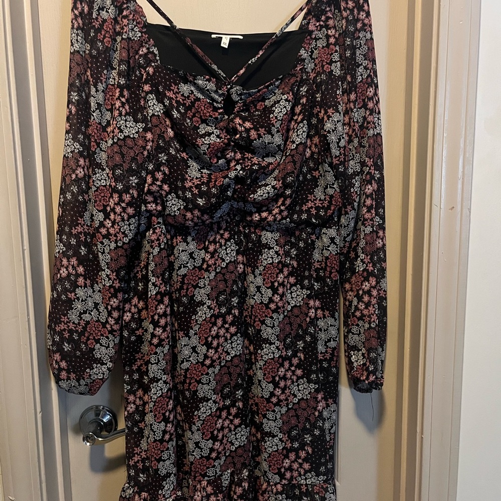 Women’s long sleeve dress